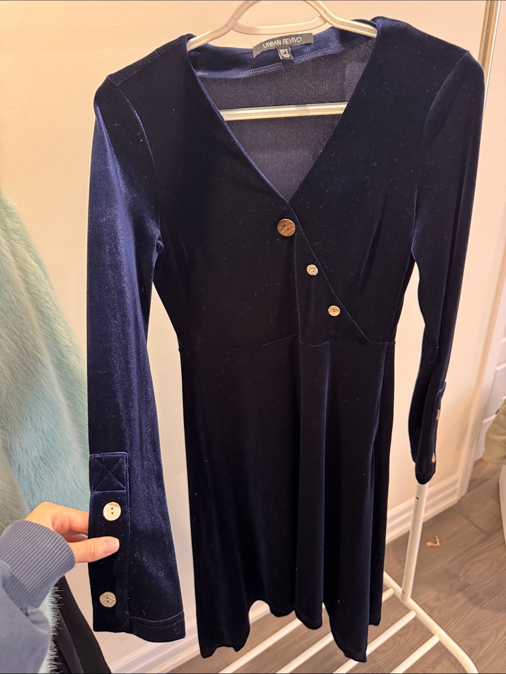 Urban Revivi Navy Velvet Button-Accent Women's Dress